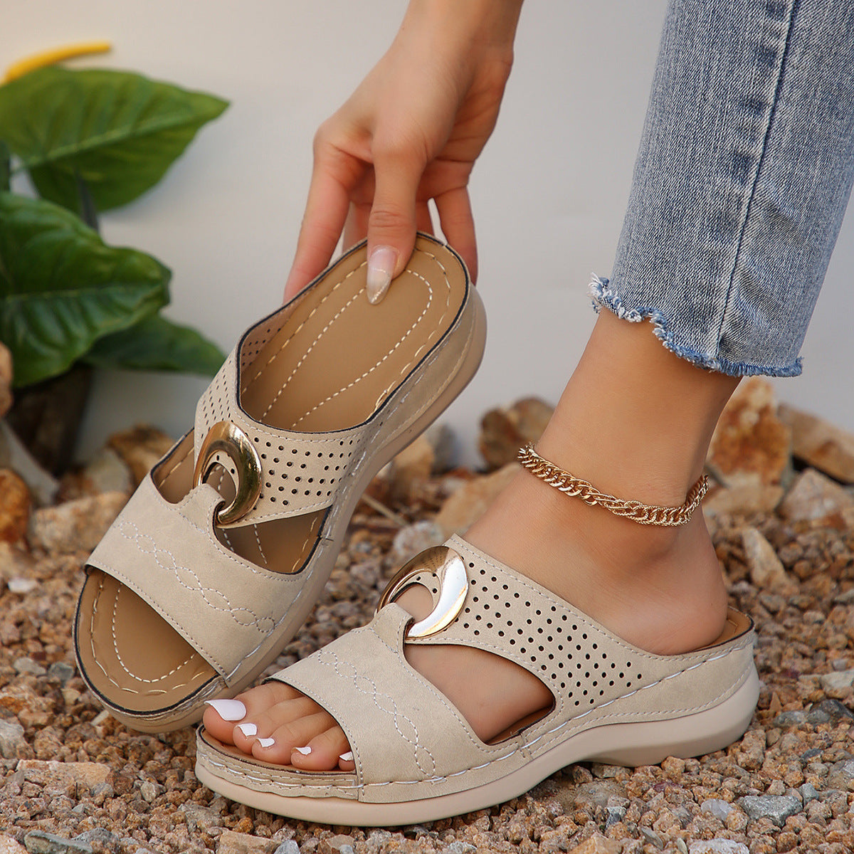 ALVINA Leather Comfort Sandals