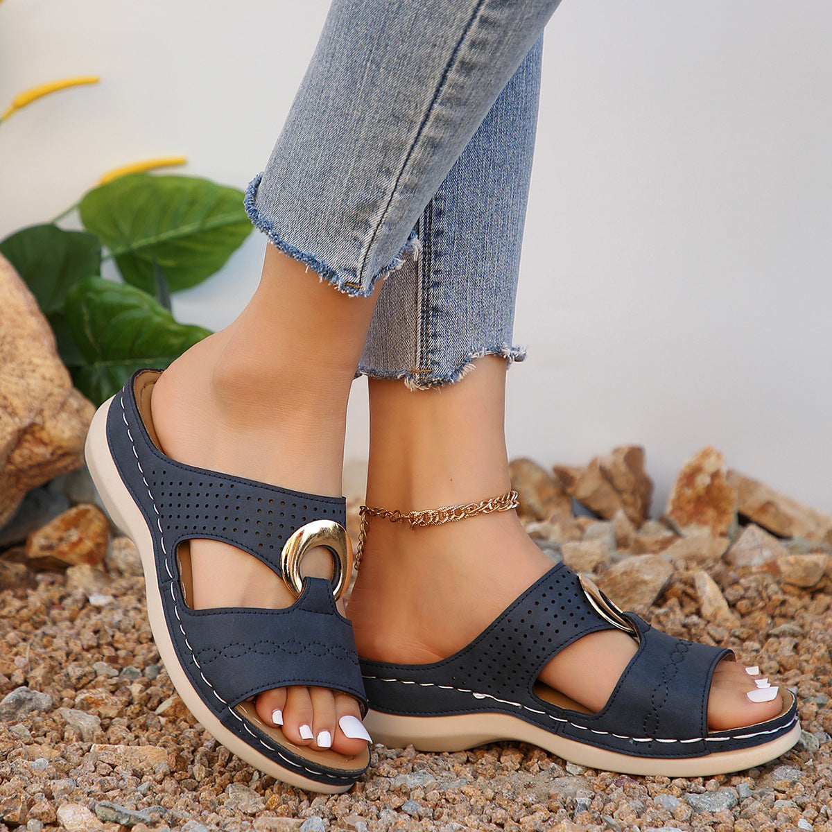 ALVINA Leather Comfort Sandals