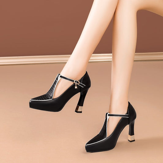 VANELLA Chunky Heel Pumps