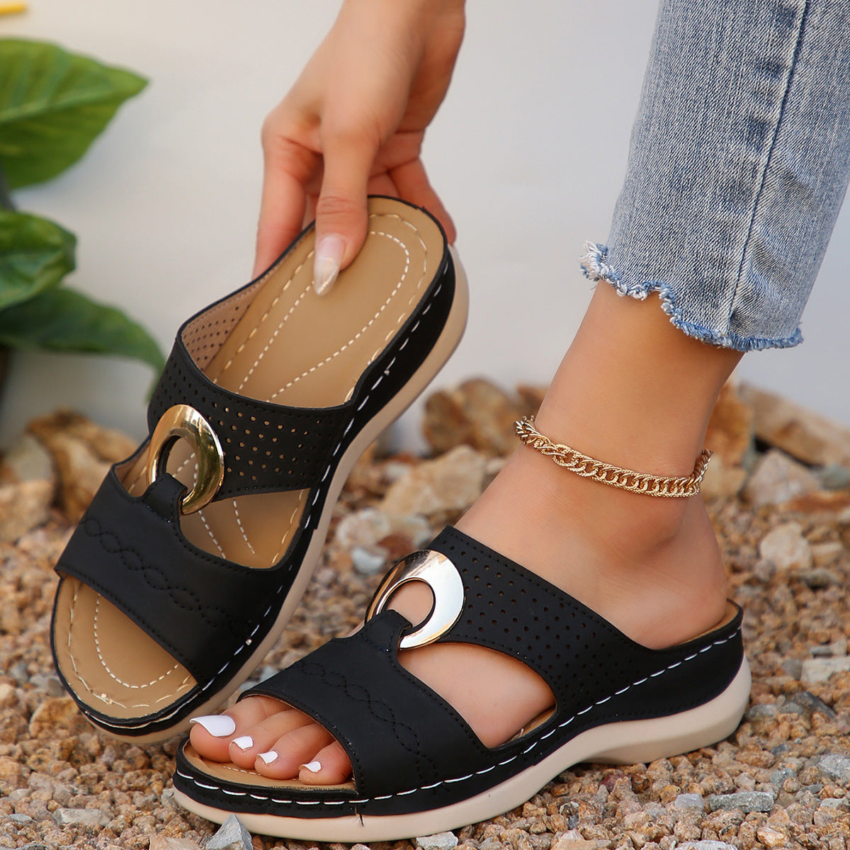 ALVINA Leather Comfort Sandals